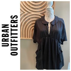 NWT Urban Outfitters swingy collared top with pockets